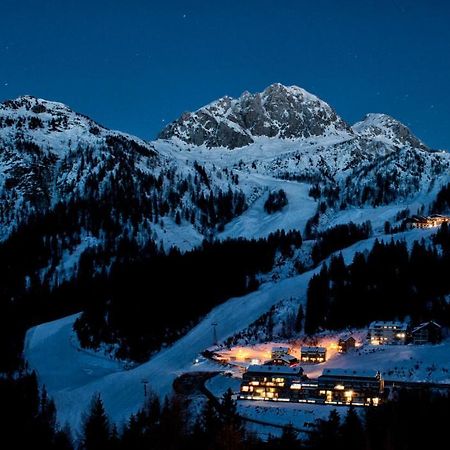 Apartment Bergkristall Sonnenalpe Nassfeld Eksteriør billede